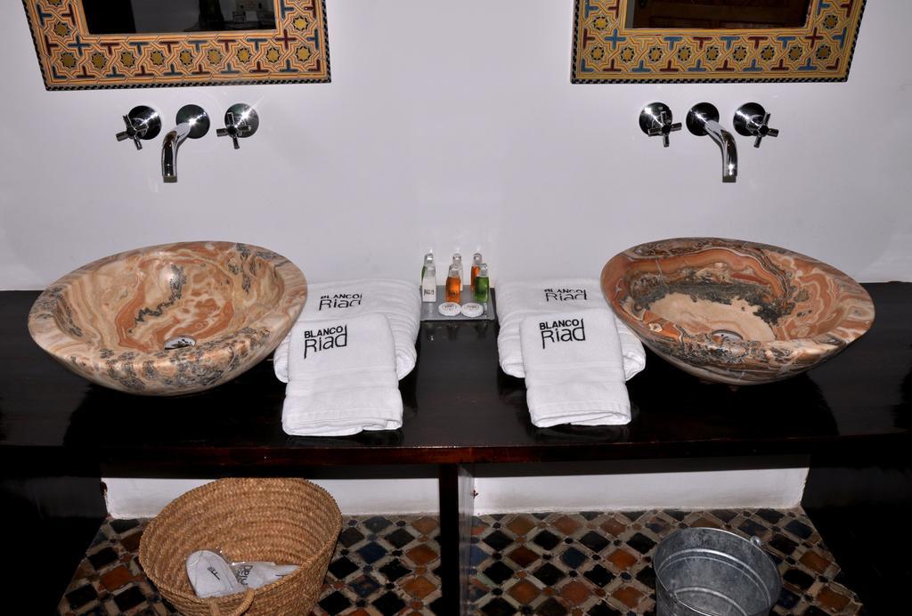 Hotel Blanco Riad Tétouan Екстериор снимка