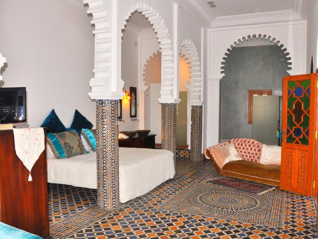 Hotel Blanco Riad Tétouan Екстериор снимка
