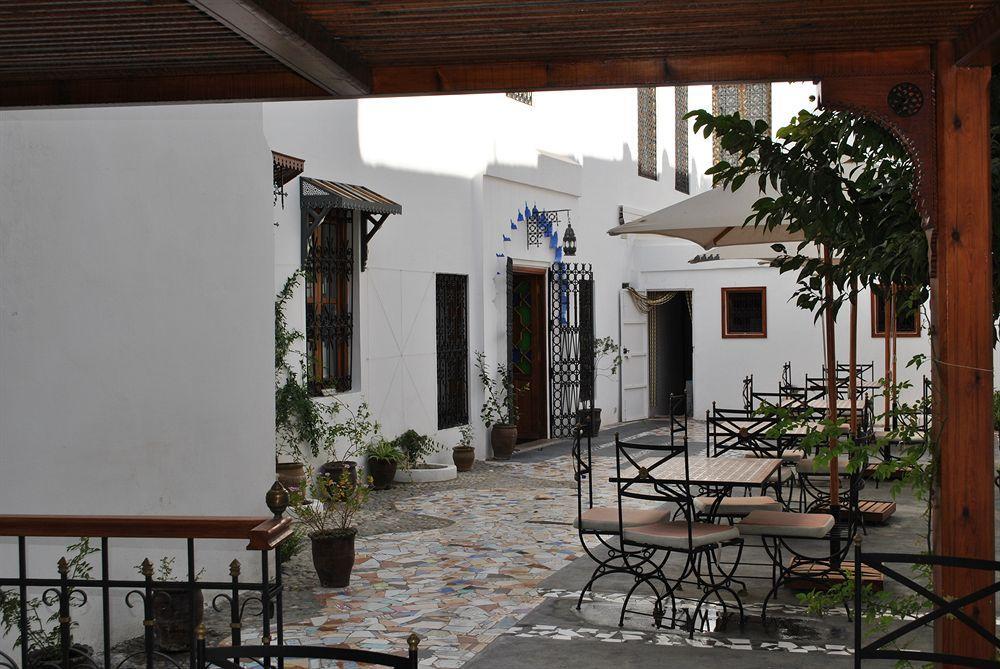 Hotel Blanco Riad Tétouan Екстериор снимка