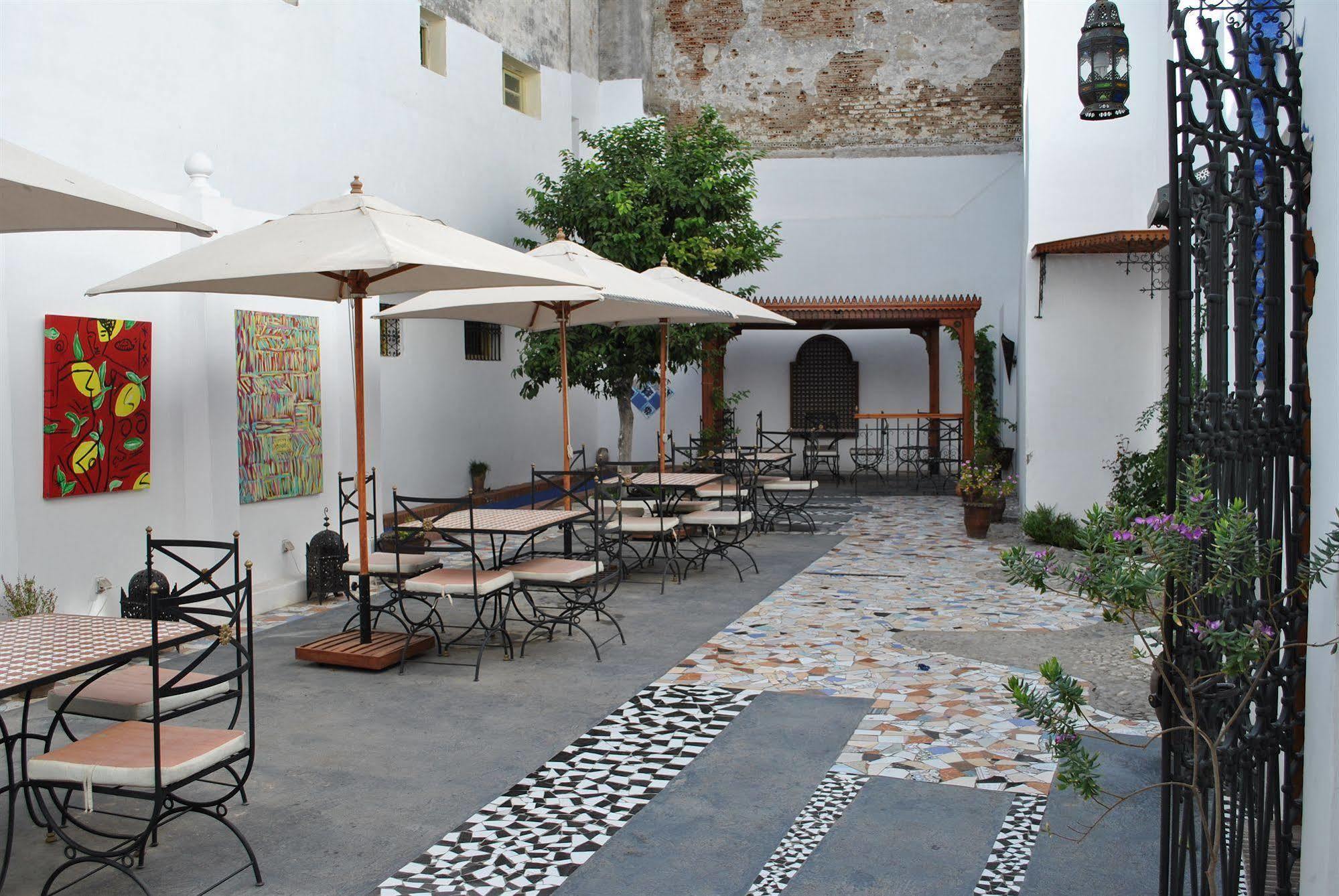 Hotel Blanco Riad Tétouan Екстериор снимка